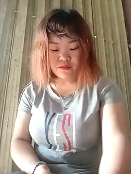 Snapshot of sukabae00 chatting on 05-12-26, 12:08 sukabae00 online show from 05-12-26, 12:08