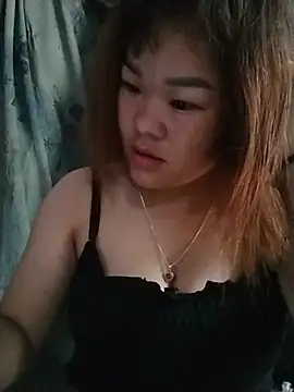 Snapshot of sukabae00 chatting on 05-14-26, 11:11 sukabae00 online show from 05-14-26, 11:11