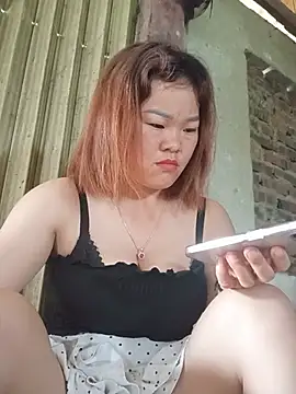 Snapshot of sukabae00 chatting on 05-21-26, 02:40 sukabae00 online show from 05-21-26, 02:40