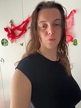 TenderLaGlamor online show from 11-01-25, 10:50