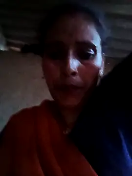 Snapshot of Arti13A chatting on 07-29-26, 01:42 Arti13A online show from 07-29-26, 01:42
