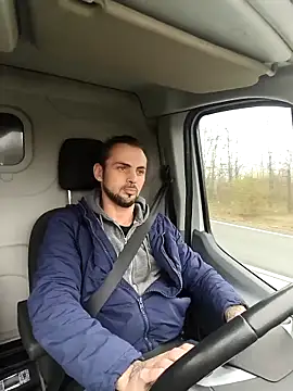 papichulo0099 online show from 11-12-25, 07:31