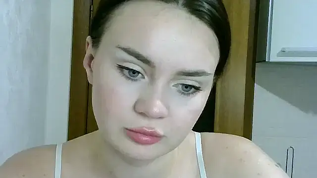 Bonny Candy online show from 10-28-25, 08:55