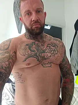 Snapshot of tattedmuscle1 chatting on 10-11-25, 02:48 tattedmuscle1 online show from 10-11-25, 02:48