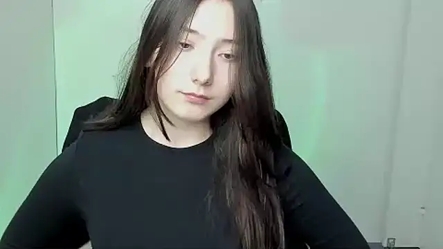 Snapshot of ScarlettVibe_ chatting on 10-10-25, 06:23 ScarlettVibe online show from 10-10-25, 06:23
