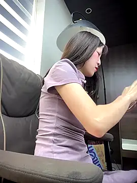 littleqiu online show from 09-24-25, 08:50