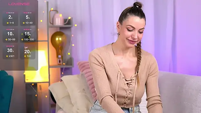 RebeccaRese online show from 11-13-25, 09:08