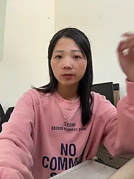 thaoyeuuu online show from 10-29-25, 05:20