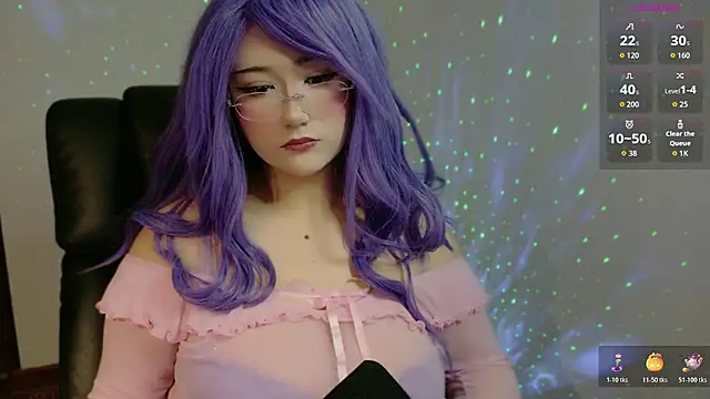 Snapshot of Livelle69 chatting on 10-24-25, 12:08 Livelle69 online show from 10-24-25, 12:08