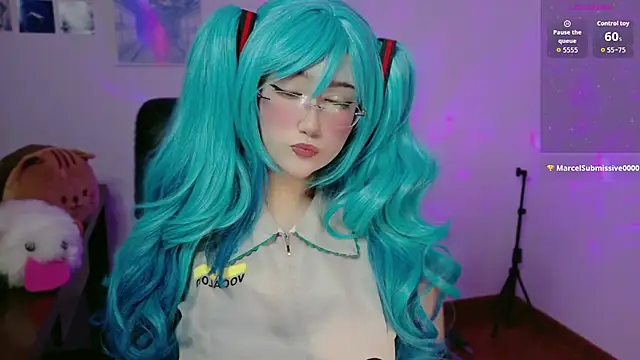 Snapshot of Livelle69 chatting on 11-16-25, 03:12 Livelle69 online show from 11-16-25, 03:12