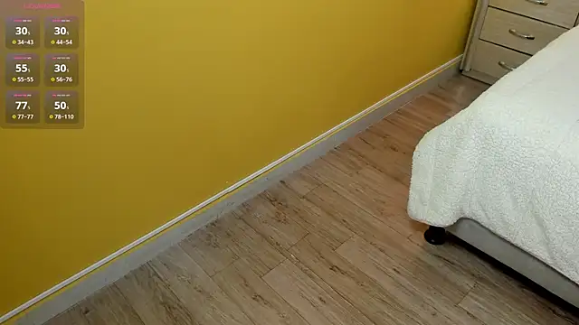 Brunnette Sensation online show from 11-13-25, 06:18