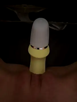 Snapshot of Heissemaus03819 chatting on 09-28-25, 01:27 Heissemaus03819 online show from 09-28-25, 01:27