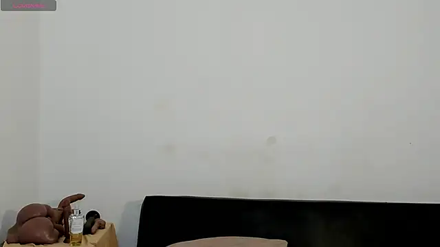 zarek lux online show from 11-30-25, 02:21