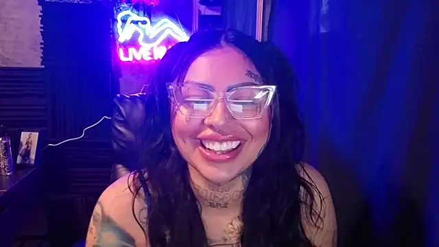 chicanachic13 online show from 12-13-25, 09:53