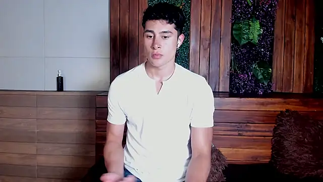 AustinJones  online show from 01-18-26, 07:17