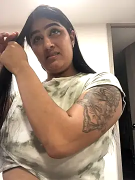 Miia Parker online show from 11-19-25, 12:49