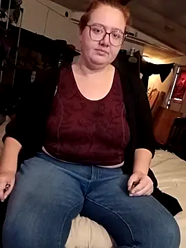 XEmoxkittyx online show from 02-13-26, 02:02