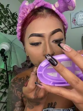 Dirty isabella18 online show from 07-18-26, 10:46