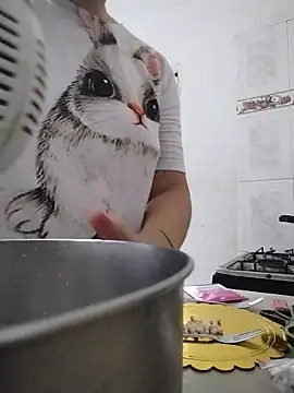 SirenRouge 69 online show from 04-11-26, 10:25