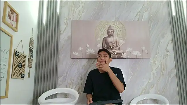 BEAUTY BOYS1 online show from 02-04-26, 07:14