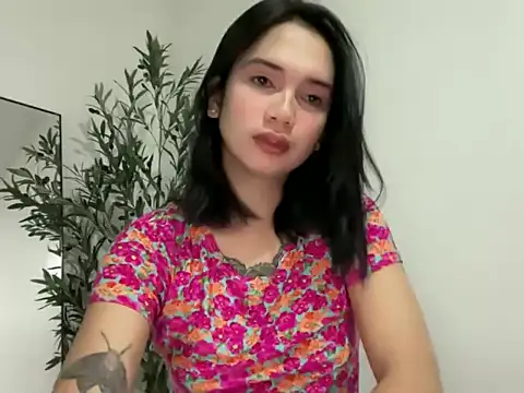 Snapshot of Sweet_Hannahx chatting on 07-28-26, 09:04 Sweet Hannahx online show from 07-28-26, 09:04