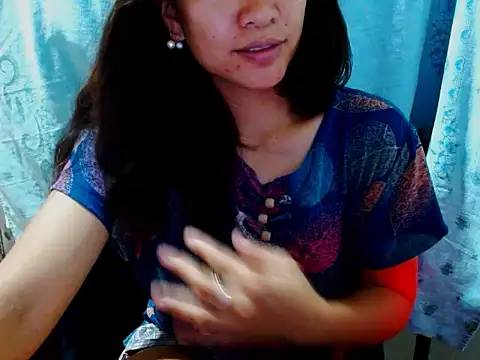 im all y0urs online show from 09-10-25, 03:06