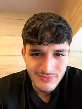 Snapshot of LiamMuller chatting on 09-11-25, 07:14 LiamMuller online show from 09-11-25, 07:14