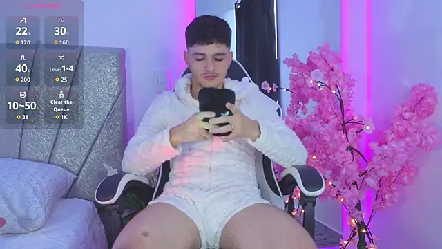 LiamMuller online show from 04-20-26, 10:00