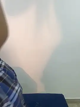 BrendaCrean online show from 10-31-25, 03:24