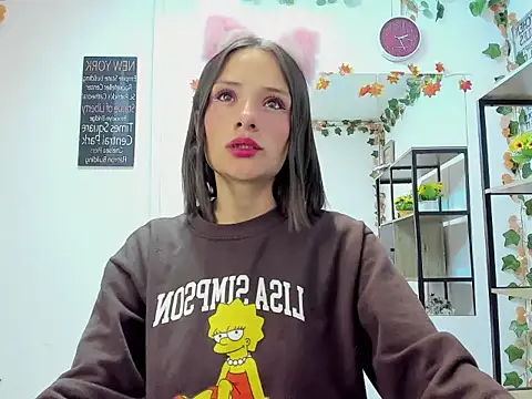 Tammy Thompson  online show from 10-31-25, 01:23