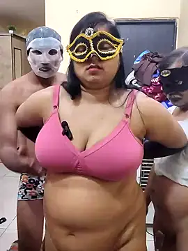 Hot modal online show from 12-18-25, 05:08