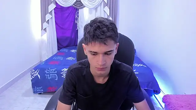 Aron Boyy online show from 10-23-25, 07:45