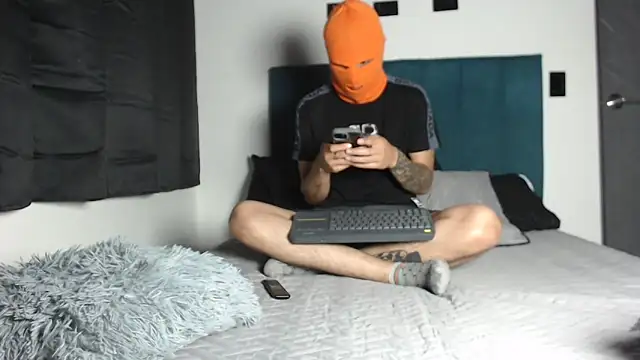 Snapshot of Warmteam777 chatting on 09-27-25, 11:21 Warmteam777 online show from 09-27-25, 11:21