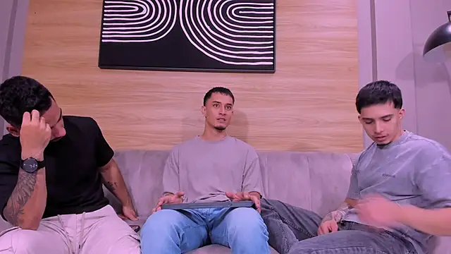mike friends online show from 07-05-26, 01:56