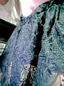 Snapshot of Surrilove chatting on 03-28-26, 02:49 Surrilove online show from 03-28-26, 02:49