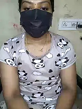 Tamil Attitude queen online show from 10-18-25, 07:47