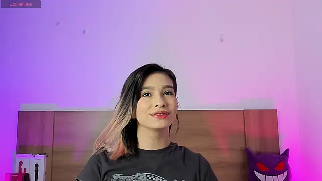 Akatsumi  online show from 12-03-25, 09:13