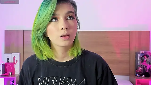 Akatsumi  online show from 02-17-26, 11:18