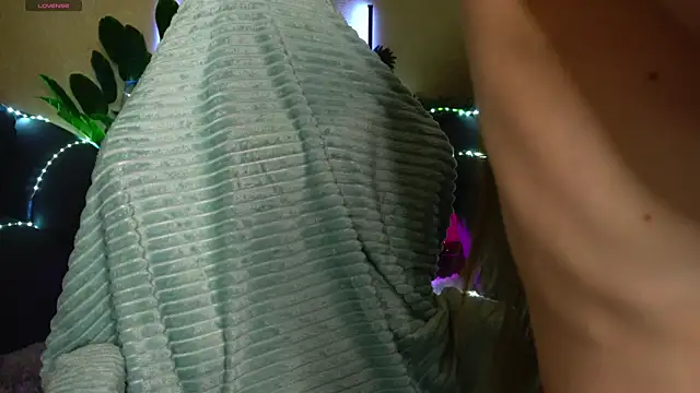 AnitaVon online show from 04-22-26, 04:04