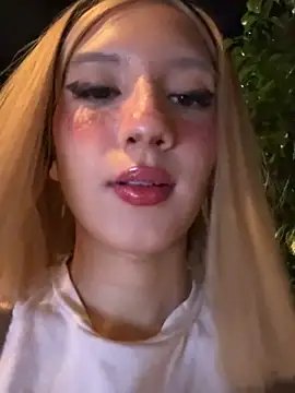 SweetBunnyGF online show from 11-20-25, 11:48