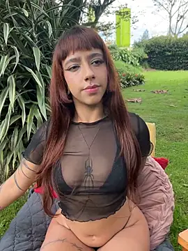 AliceMrtnz online show from 06-18-26, 04:00