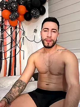 Thiago Hill online show from 10-23-25, 09:57