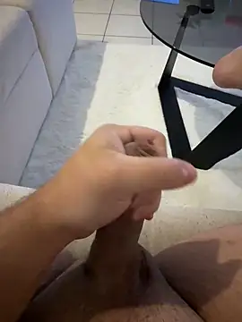 julienCr7 online show from 02-24-26, 07:56