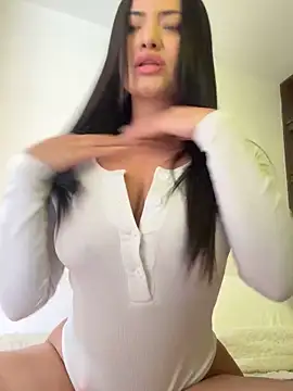 Lu090  online show from 11-15-25, 04:36