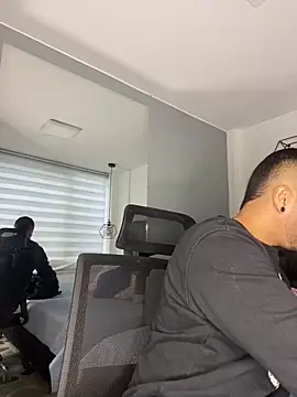 Snapshot of ALEXXX_KING chatting on 09-18-25, 01:02 ALEXXX KING online show from 09-18-25, 01:02