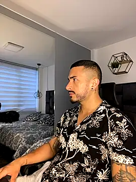 Snapshot of ALEXXX_KING chatting on 10-01-25, 12:22 ALEXXX KING online show from 10-01-25, 12:22