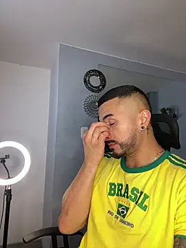 Snapshot of ALEXXX_KING chatting on 10-03-25, 08:50 ALEXXX KING online show from 10-03-25, 08:50