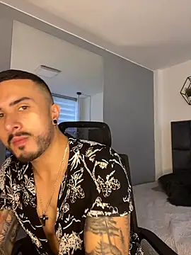 Snapshot of ALEXXX_KING chatting on 10-08-25, 12:58 ALEXXX KING online show from 10-08-25, 12:58