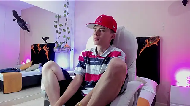 Nascary Fox online show from 10-24-25, 07:32