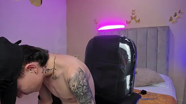 Nascary Fox online show from 02-13-26, 07:32